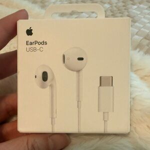 Apple EarPods USB-C in White